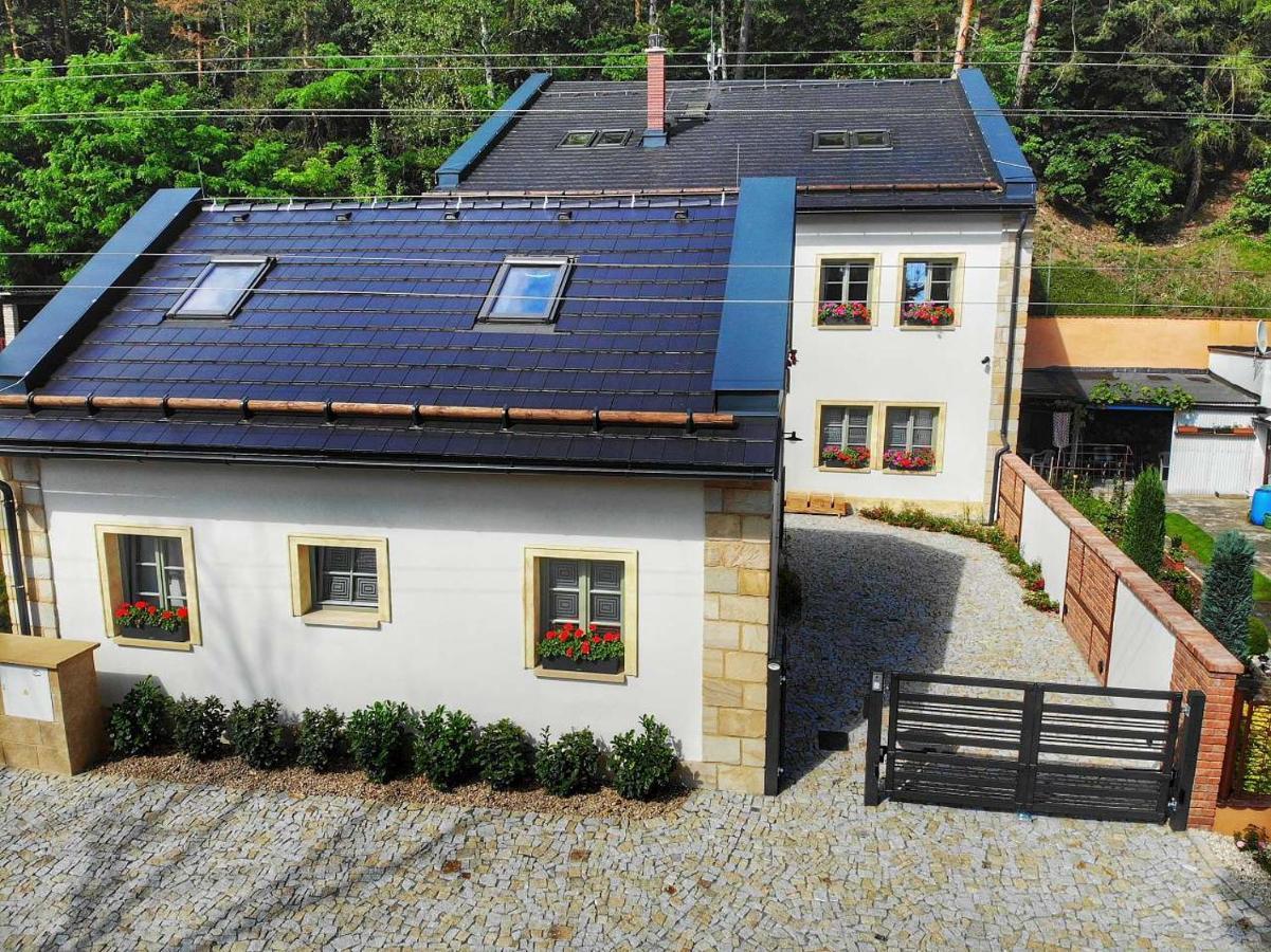 Penzion Stodola Bela pod Bezdezem Exterior photo